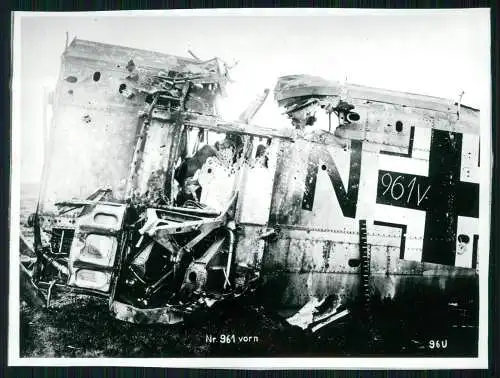 4x Repro Foto Flugzeug Aircraft zerstört Bruch am Boden