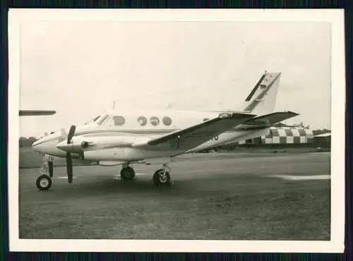 Foto Flugzeug Aircraft Beechcraft King Air zweimotoriges Turbopropflugzeug