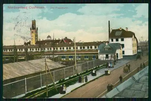 AK Cuxhaven Nordseebad Partie am Fischmarkt Passanten uvm. 1914 gelaufen