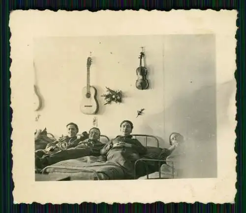 11x Foto - Soldaten Wehrmacht 1942 - in Stalino Donetsk Ukraine USSR CCCP 08
