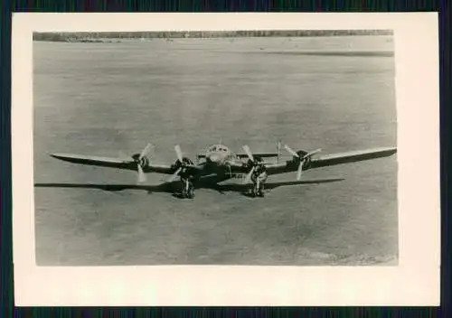 Foto 9 x 6 cm altes Papier nach 1945 - Flugzeug Aircraft - 120