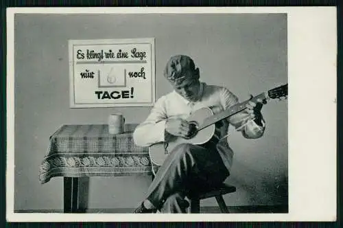 AK - Soldat mit Gitarre - Es klingt wie eine Sage noch 6 TAGE! - 1939 gelaufen