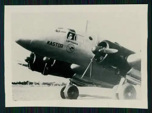 Foto 9 x 6 cm altes Papier nach 1945 - Flugzeug Aircraft - 132
