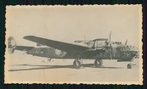 Foto 9 x 6 cm altes Papier nach 1945 - Flugzeug Aircraft - 107
