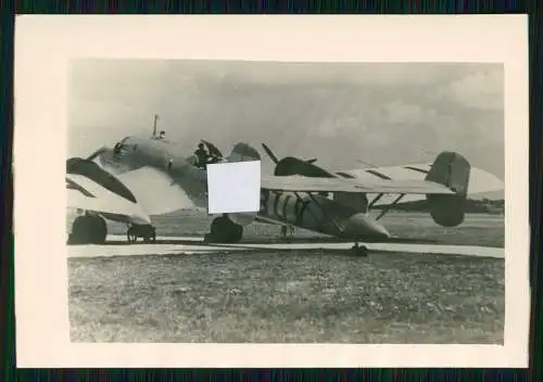 Foto 9 x 6 cm altes Papier nach 1945 - Flugzeug Aircraft - 130