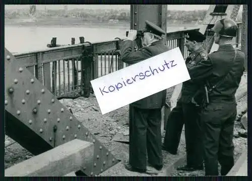 Pressefoto USA Archiv - alliierte Ardennen Normandie 1944-45 - Winston Churchill