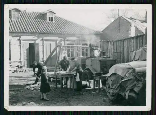 12xFoto Wehrmacht Soldaten Ostfront Geschütz Flak mit Schlachter Fleischer Abtl.
