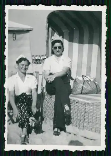 16x Foto- Sommerfrische Erholungsaufenthalt am Stand u. a. Motive Ostsee um 1938