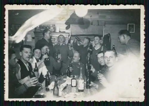 9x Foto Wehrmacht Soldaten - feiern Weihnachten Fröhliche Stimmung .....