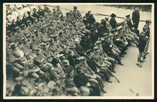 Foto AK Villach in Kärnten - verwundete Soldaten Feierlichkeit - Foto GUSTI EDER