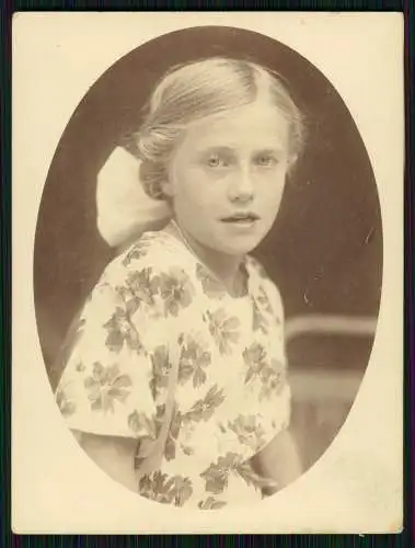 12x Echt Foto u. AK - Portrait Mädchen Kinder junge Damen - 1930-50