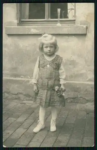 12x Echt Foto u. AK - Portrait Mädchen Kinder junge Damen - 1930-50
