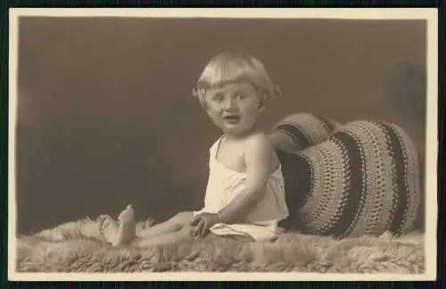 12x Echt Foto u. AK - Portrait Mädchen Kinder junge Damen - 1930-50