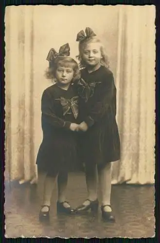 12x Echt Foto u. AK - Mädchen Jungs Geschwister Kinder Bruder Schwester- 1920-48