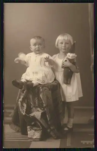 12x Echt Foto u. AK - Mädchen Jungs Geschwister Kinder Bruder Schwester- 1920-45