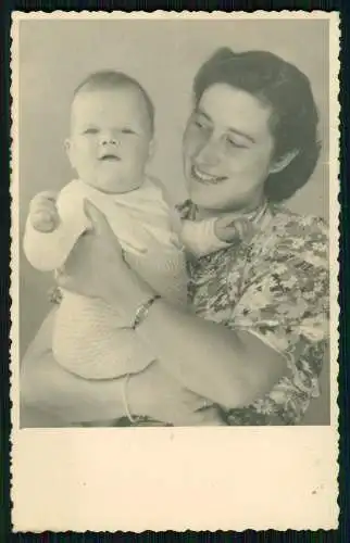 11x Echt Foto u. AK - Mädchen Jungs Mutter mit Kinder .... - 1920-45