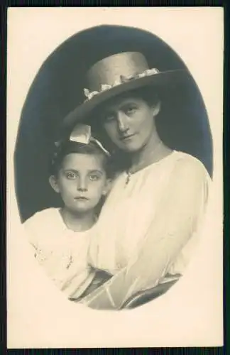 12x Echt Foto u. AK - Mädchen Jungs Mutter mit Kinder ..... - 1920-50