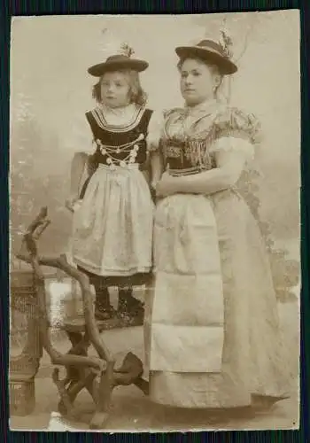 12x Echt Foto u. AK - Mädchen Jungs Mutter mit Kinder .... - 1920-50
