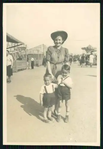 12x Echt Foto u. AK - Mädchen Jungs Mutter mit Kinder .... - 1920-50
