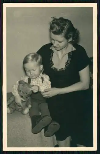 12x Echt Foto u. AK - Mädchen Jungs Mutter mit Kinder .... - 1920-50
