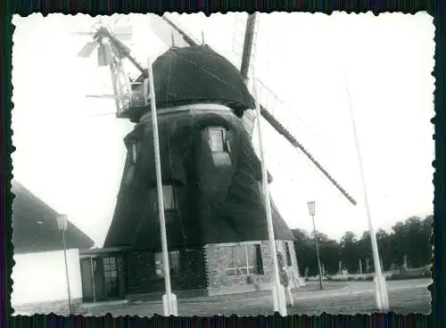 2x Foto - Windmühle Windmill - Dorf bei Wismar in Mecklenburg-Vorpommern