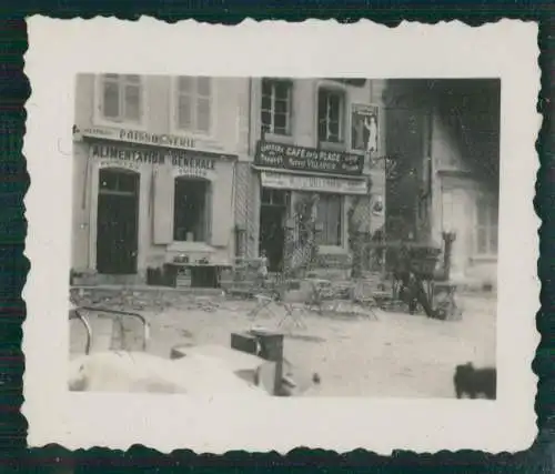 Foto Wehrmacht Frankreich Kriegszerstörung- CAFE del PLACE ALIMENTATION GENERALE