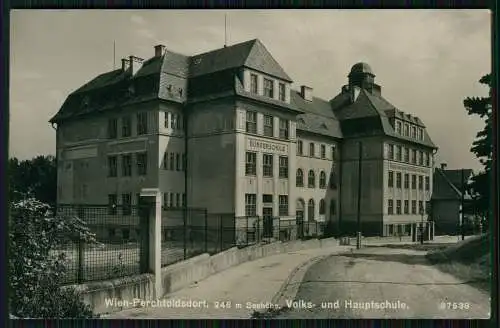 Foto AK Wien Perchtoldsdorf Mödling - Bürgerschule Volks Hauptschule - 1943 gel.