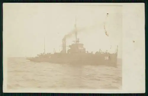 Echt Foto AK  Reichsmarine  VI  4. Torpedobootshalbflottille Boot 38 Ostsee 1920