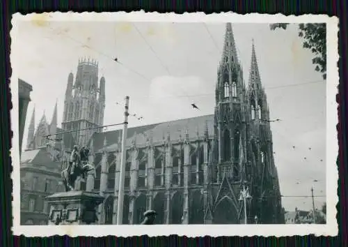 7x Foto- Soldaten Wehrmacht - Kathedrale Kirche und andere Frankreich Paris 1940