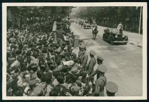 Presse-Foto 18x12cm - Spanien Militärparade Fahrzeug - Spanische Bürgerkrieg ?