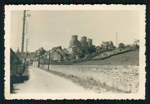 3x Foto Straße Blick zur Burg Bourbon-l’Archambault 1940 - Kriegszerstörung ....