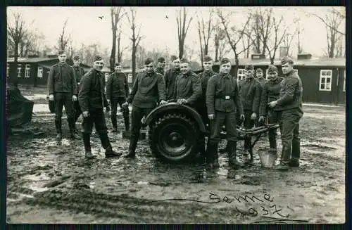 Foto AK Neuhaus Paderborn Bielefeld - Truppenübungsplatz Senne Soldaten 1937
