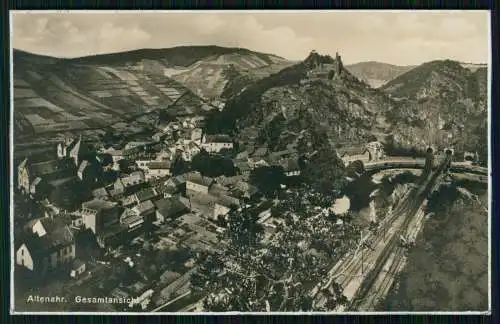 Echt Foto AK Altenahr im Ahrtal - Burgruine Are mit den 3 Tunnels -1927 gelaufen