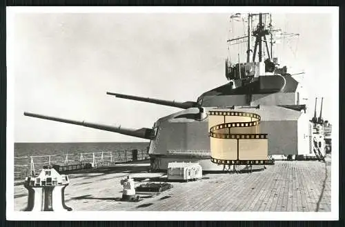 Foto AK - Schwerer Kreuzer Prinz Eugen die Türme - Deutsche Kriegsmarine