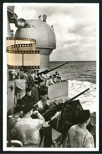 Foto AK - Schwerer Kreuzer Prinz Eugen leichte Flak - Deutsche Kriegsmarine