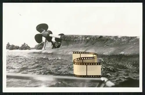 2x Foto AK - Schwerer Kreuzer Prinz Eugen - Wrack Enubuj 1946 - Kriegsmarine