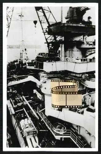 Foto AK - Blücher im Bau Schwerer Kreuzer Kriegsschiff - deutsche Kriegsmarine
