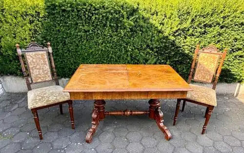 Orig. Tisch Gründerzeit ca. 1880 und 2x dazugehöriger Muschel-Stuhl gleiche Zeit