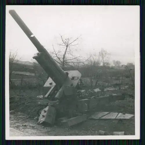 4x Foto - Soldaten Wehrmacht Westfront - Geschütz Flak Pak Beute und andere