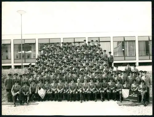 Großes Foto 24x18cm - Bundeswehr Kassel 13 Rekruten-Ausbusbildung April-Mai 1968