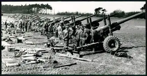 Großes Presse-Foto 27x14cm - OPERATION PLUNDER 1945 - britische Artillerie Rhein