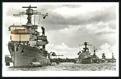 Foto AK - Schlachtkreuzer Panzerschiffe Kriegsschiffe - die Flotte in Kiel