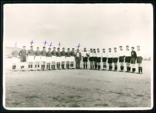 Foto Mönstadt Grävenwiesbach Hochtaunuskreis Hessen - Fußballmannschaft 1955