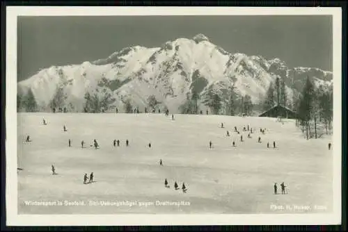 Foto AK - Wintersport in Seefeld Ski-Uebungshügel gegen Dreitorspitze -1933 gel.