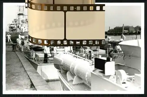 Foto AK - Schnellboot - S-Boote im Hafen - Reichs- Kriegsmarine