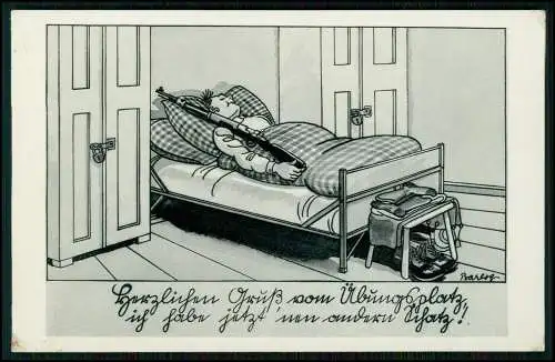 AK - Ferdinand Barlog - Soldat schläft mit Gewehr im Bett -Gruß Übungsplatz 1936