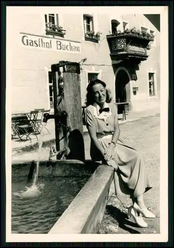 Foto - Maurach Eben Achensee in Tirol - Blick auf den Gasthof Buchau feine Dame