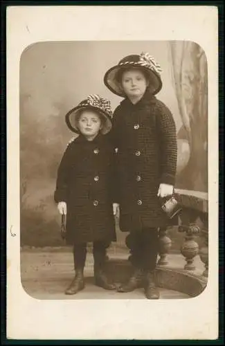 Foto AK - Geschwister - J. Zoerb Minden Porta Westfalica - Minden 1913 gelaufen