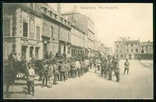 AK 1. WK - Vouziers Ardennes - Markt deutsche Soldaten - Feldpostkarte