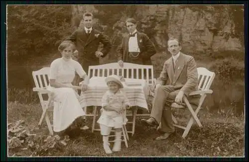 Foto 14x9 cm  - Gaggenau Murgtal Schwarzwald - vornehme Familie im Garten - 1925